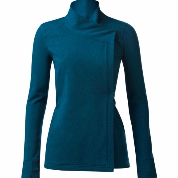 Lululemon Coast Wrap II - Picture 2 of 11